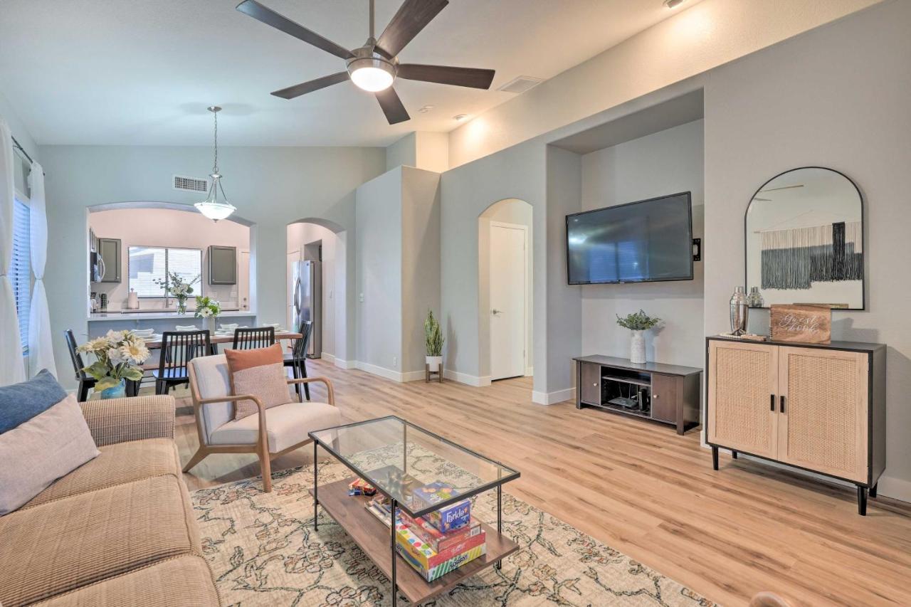 Sunlit Peoria Vacation Rental With Private Yard Екстериор снимка