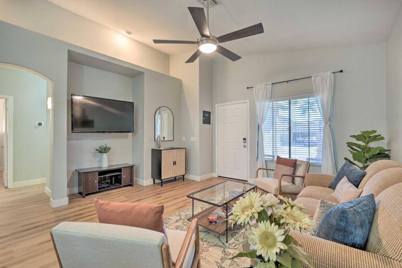 Sunlit Peoria Vacation Rental With Private Yard Екстериор снимка