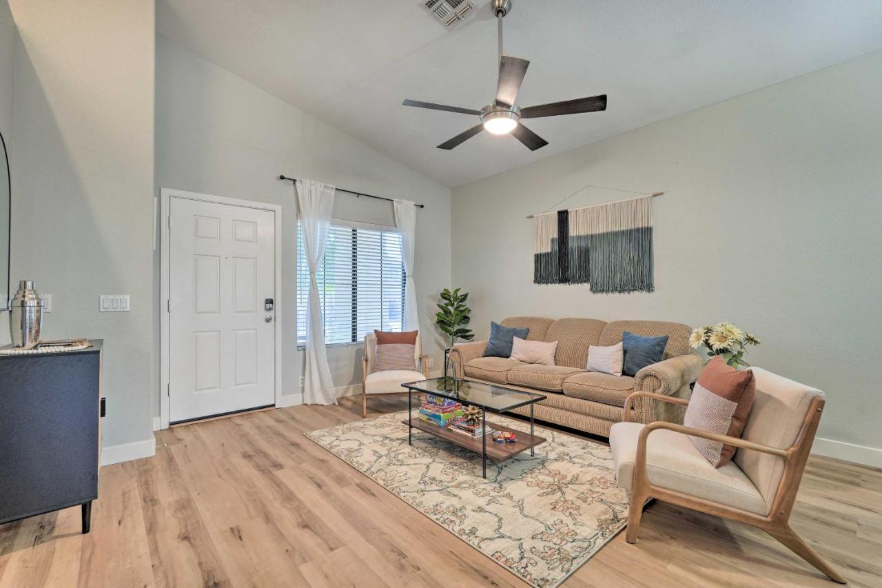 Sunlit Peoria Vacation Rental With Private Yard Екстериор снимка