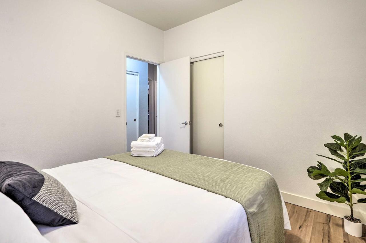 Sunlit Peoria Vacation Rental With Private Yard Екстериор снимка